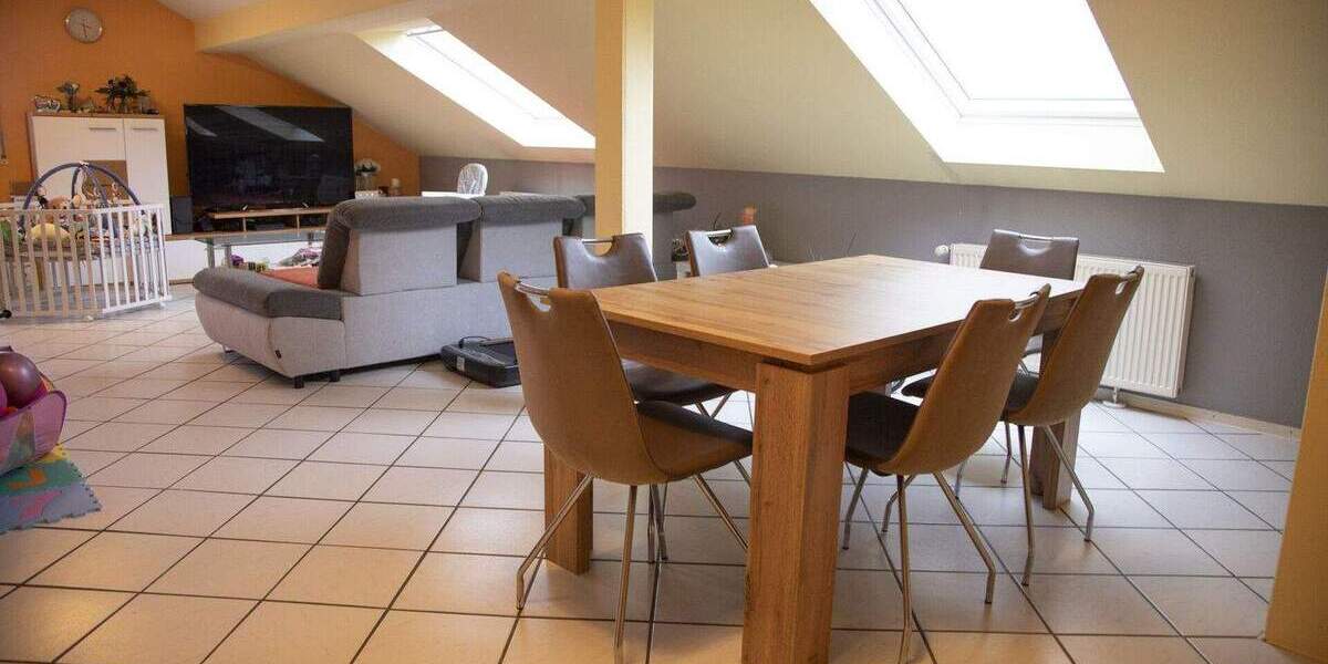 Etagenwohnung Anröchte Altengeseke - 3 Zimmer, 84 m&sup2;, 145.000&euro; | Angebot:25314071