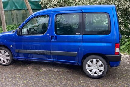 Citroen Berlingo 218.600 km 1.950 &euro; Rosendahl 48720