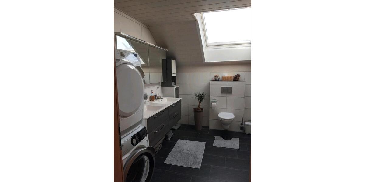 Etagenwohnung Neuler - 4 Zimmer, 120 m&sup2;, 950&euro; | Angebot:26463469