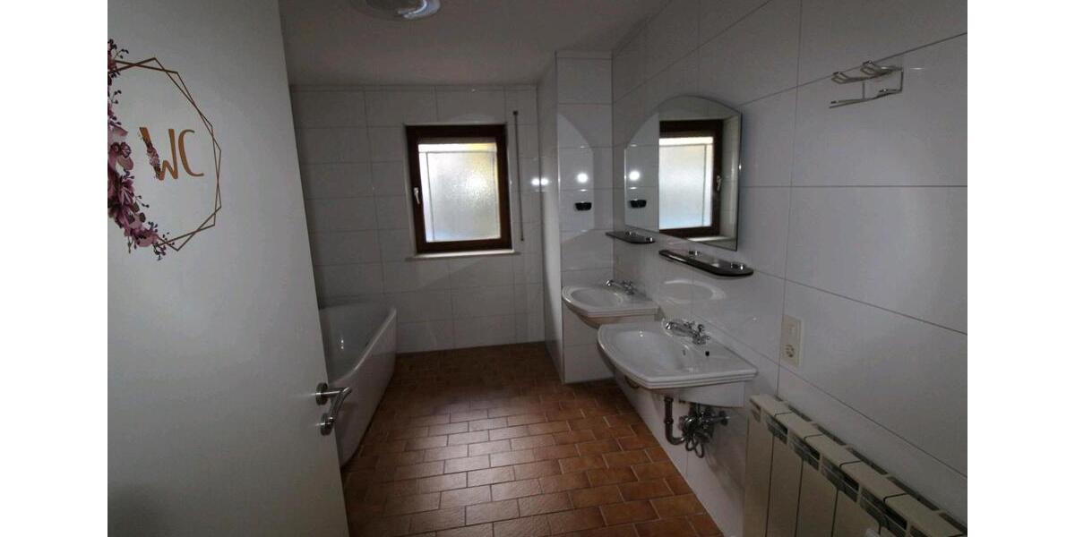Mehrfamilienhaus, Wohnhaus Haldenwang - 5 Zimmer, 146 m&sup2;, 529.000&euro; | Angebot:25900545