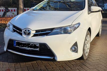 Toyota Auris 177.000 km 7.700 &euro; Stuttgart 70372