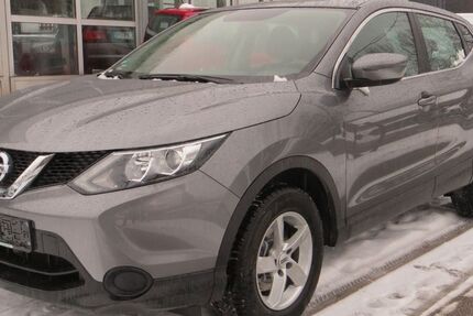 Nissan Qashqai 53.750 km 9.599 &euro; München 81825