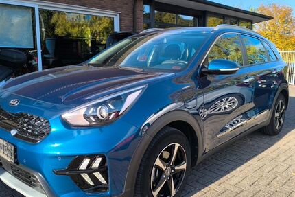 Kia Niro 60.000 km 19.900 € Lügde 32676