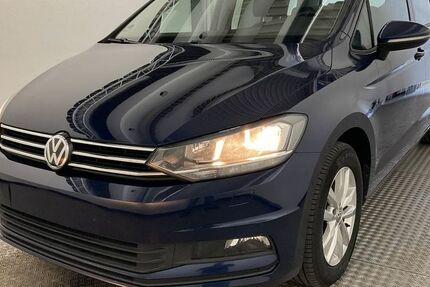 VW Touran 159.880 km 14.490 &euro; Mönchengladbach 41061