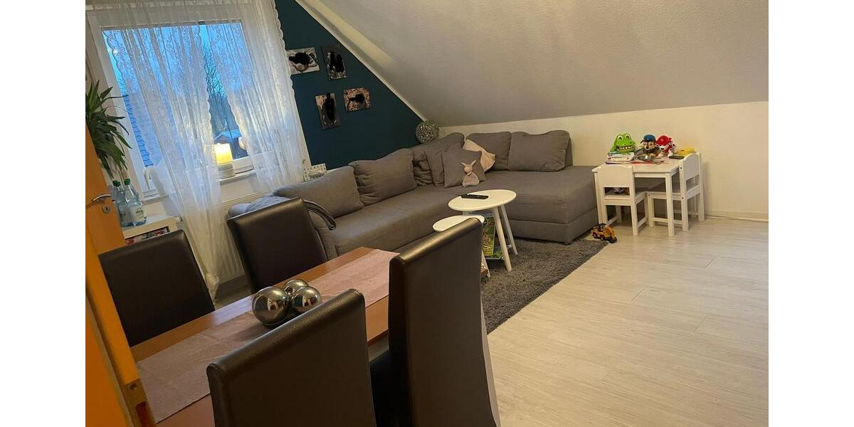 Dachgeschoßwohnung Großenkneten - 3 Zimmer, 65 m&sup2;, 695&euro; | Angebot:25348910