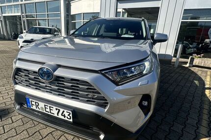 Toyota RAV 4 5.000 km 43.900 € Freiburg 79111