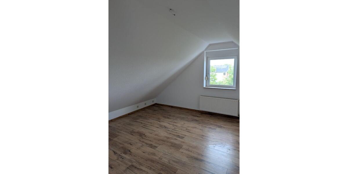 Maisonettenwohnung Algermissen - 4 Zimmer, 94 m&sup2;, 825&euro; | Angebot:25402859