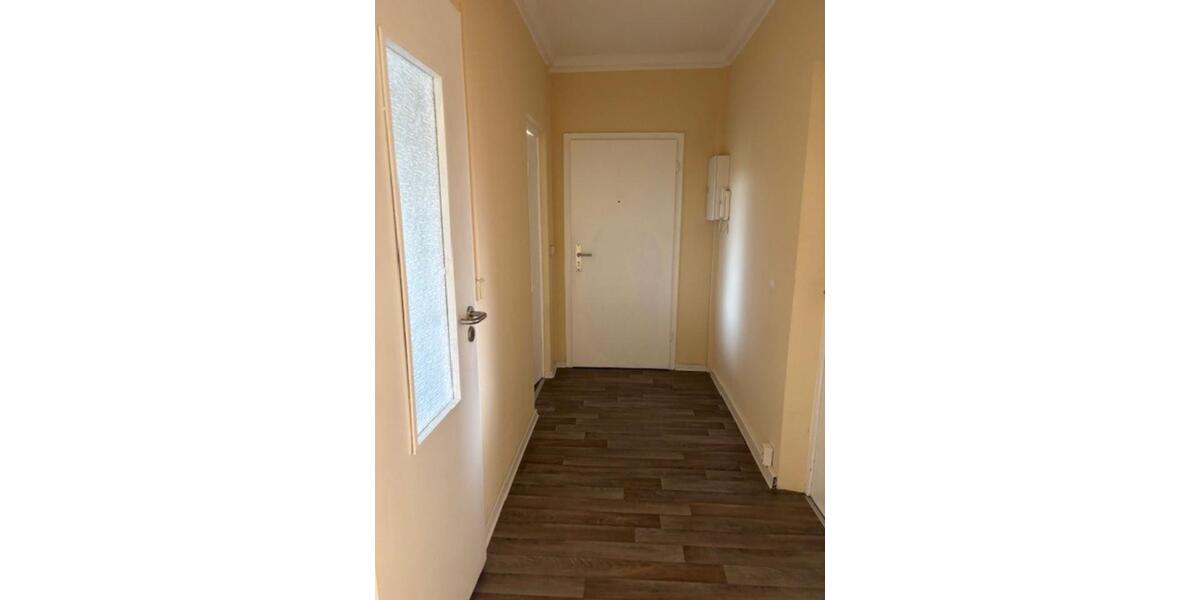 3- Raum Wohnung mit Küche 3 zimmer