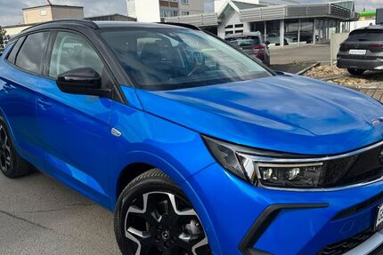 Opel Grandland (X) 13.075 km 23.890 &euro; Mainz 55120