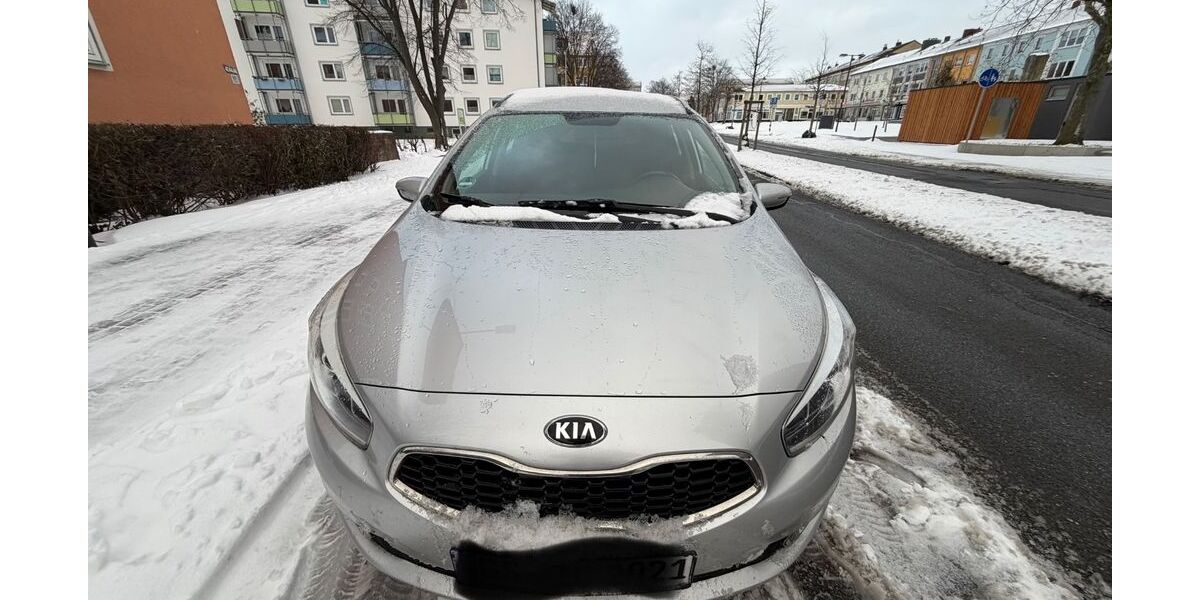 Kia ceed Sportswagon 251.000 km 3.600 &euro; Goslar 38642