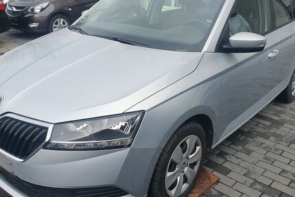 Skoda Fabia 52.900 km 11.199 &euro; Roßdorf 64380