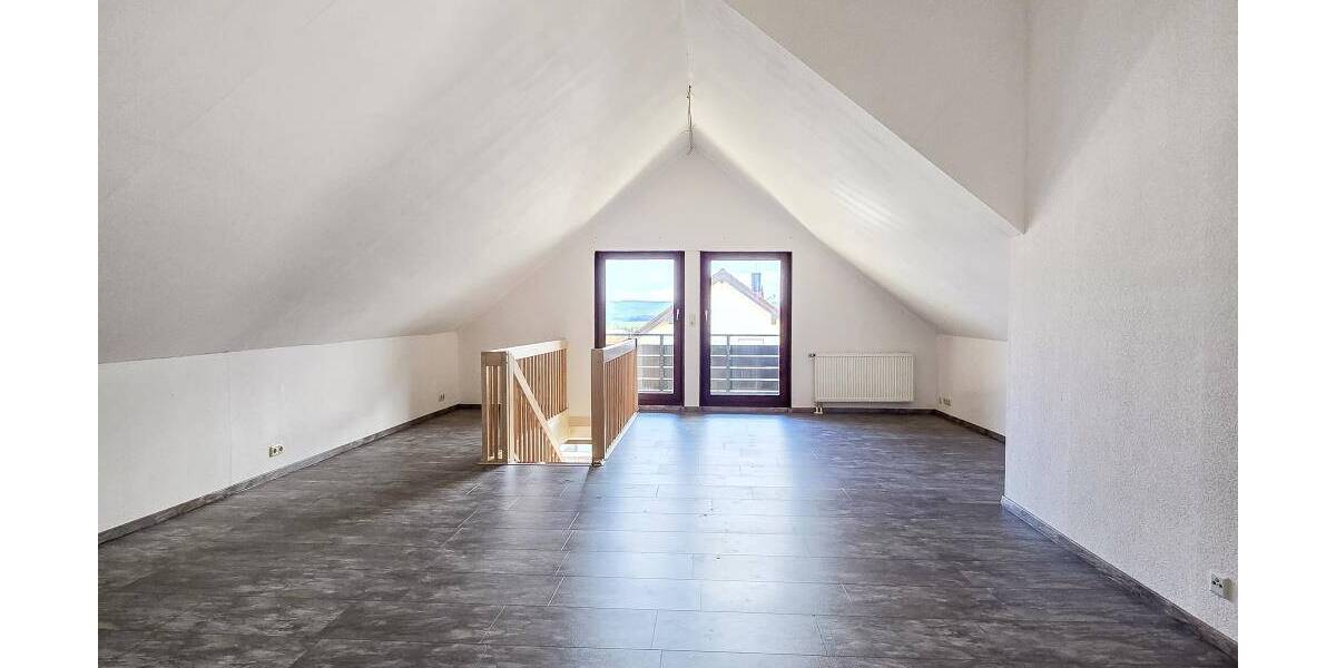 Einfamilienhaus Haßfurt Uchenhofen - 8 Zimmer, 230 m&sup2;, 329.900&euro; | Angebot:26128822