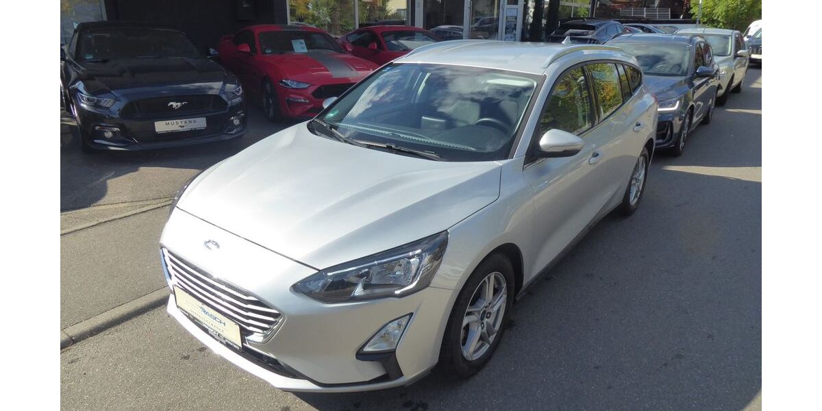 Ford Focus 28.000 km 22.900 &euro; Ammerbuch 72119