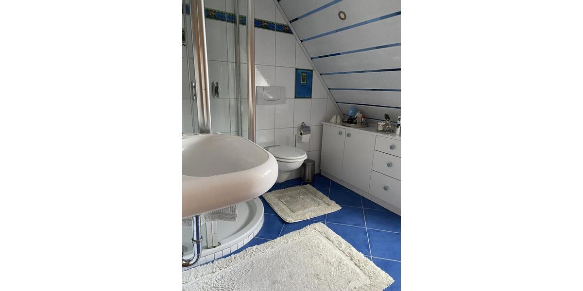 Doppelhaushälfte Geiselwind - 5 Zimmer, 134 m&sup2;, 1.250&euro; | Angebot:25994822