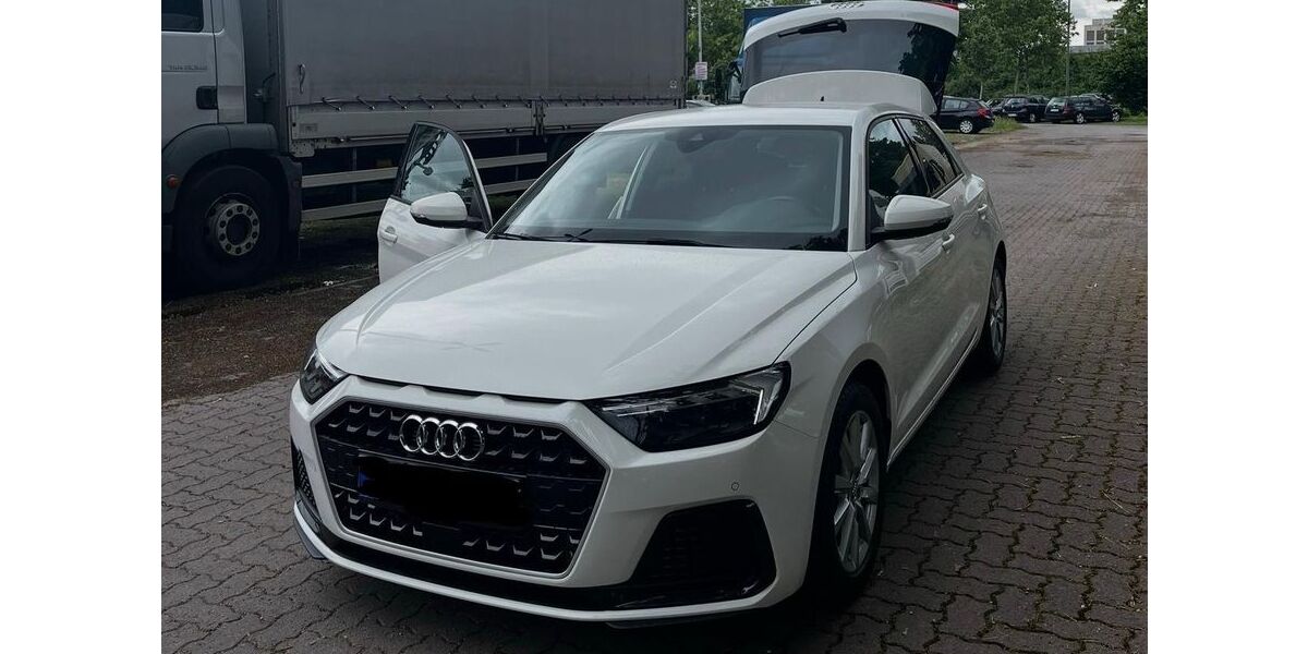 Audi A1 50.000 km 19.900 &euro; Karlsdorf-Neuthard 76689