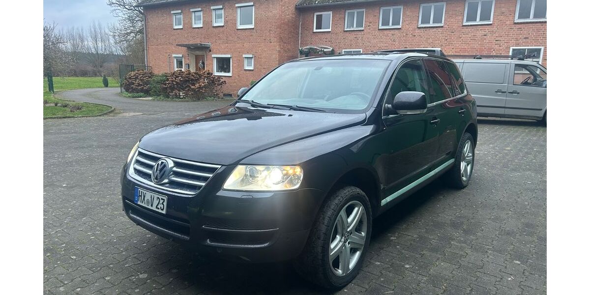 VW Touareg 290.000 km 6.000 &euro; Nieheim 33039