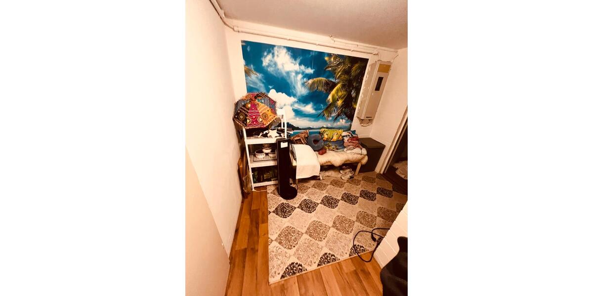 Möblierte Doppelhaushälfte mit Kamin, Garten, Vollkeller, Garage 4 zimmer