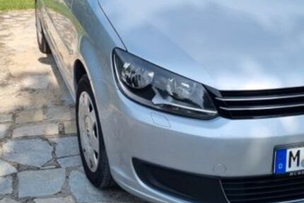 VW Touran 212.650 km 5.900 &euro; München 80935