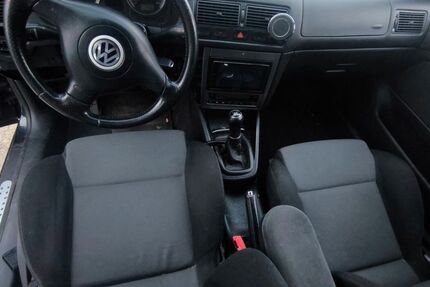 VW Golf 320.000 km 700 € Kalletal 32689