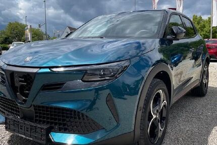 Alfa Romeo Junior 6.500 km 25.990 &euro; Ingolstadt 85053
