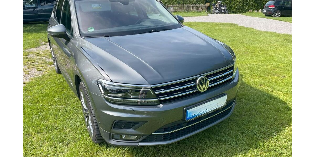 VW Tiguan 95.300 km 29.900 &euro; München 81827