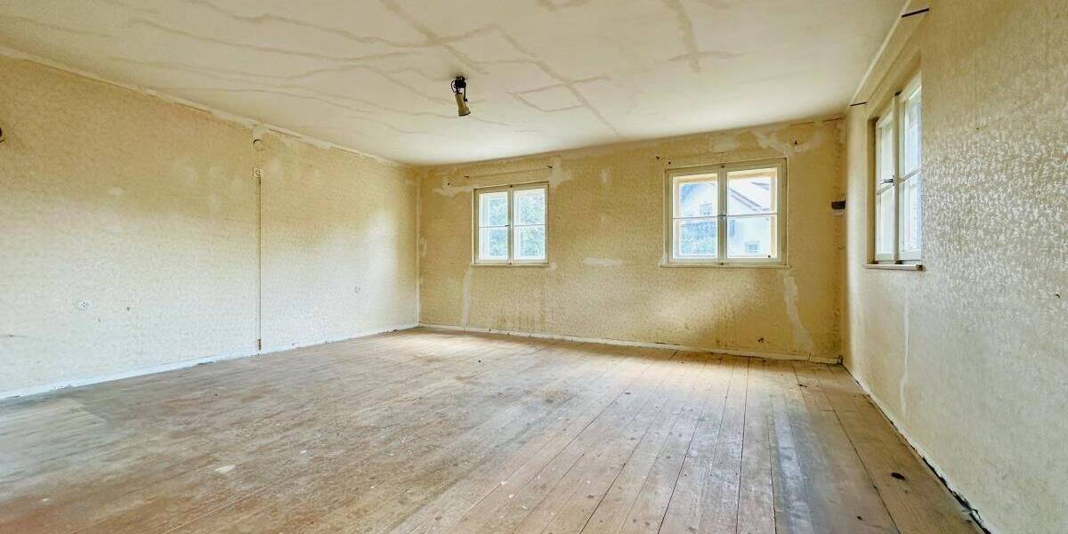 Bauernhaus, Landhaus Lechbruck - 3 Zimmer, 121 m&sup2;, 260.000&euro; | Angebot:25670255