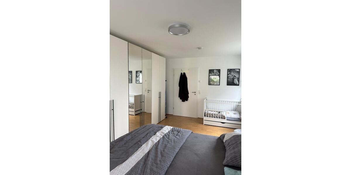 Erdgeschoßwohnung Kitzingen - 4.5 Zimmer, 128 m&sup2;, 1.360&euro; | Angebot:26350719