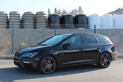 Seat Leon 68.500 km 23.900 € Kollnburg 94262