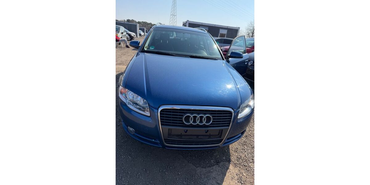 Audi A4 196.000 km 2.700 &euro; mahlow 15831