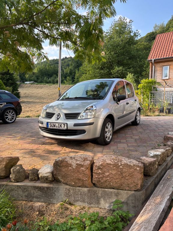 Renault Modus 124.000 km 2.600 € Leinsweiler 76829