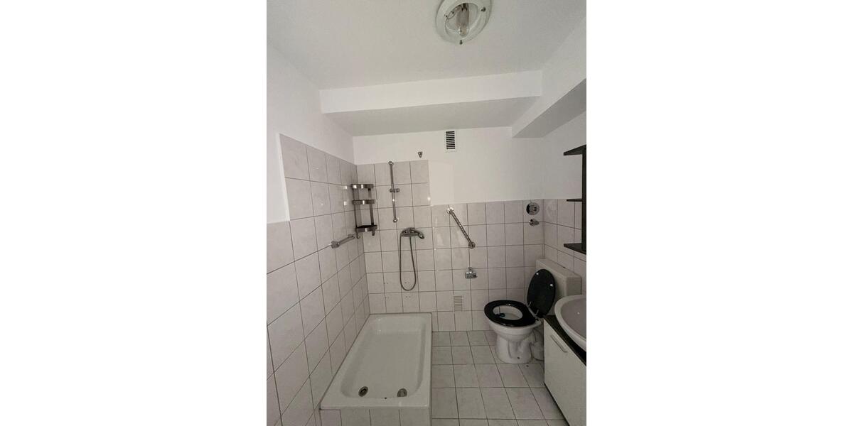 Etagenwohnung Braunsbedra - 2 Zimmer, 55 m&sup2;, 290&euro; | Angebot:26678145