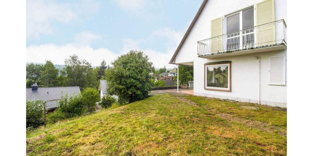 Sofort wohlfühlen: Lichtdurchflutetes 6-Zi.-Architektenhaus in idyllischer Lage in Sankt Georgen 6 zimmer