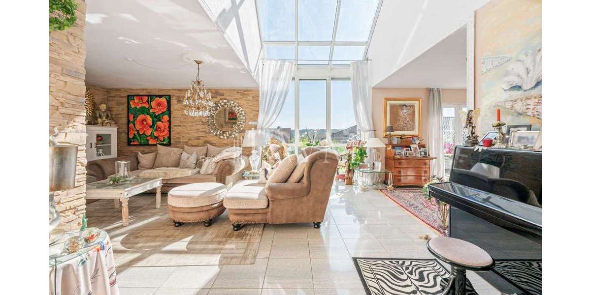 Haus zum Kaufen in Mühlacker 999.000 € 349.13 m² 11 zimmer