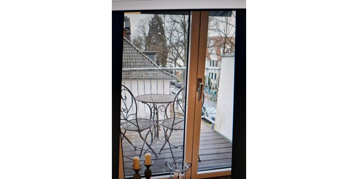 Dachgeschoßwohnung Bonn Bad Godesberg - 3 Zimmer, 63 m&sup2;, 830&euro; | Angebot:24851501