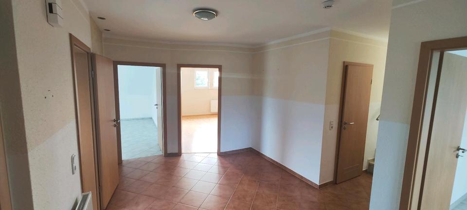 Dachgeschoßwohnung Bad Zwischenahn - 3 Zimmer, 101 m&sup2;, 1.000&euro; | Angebot:26319617