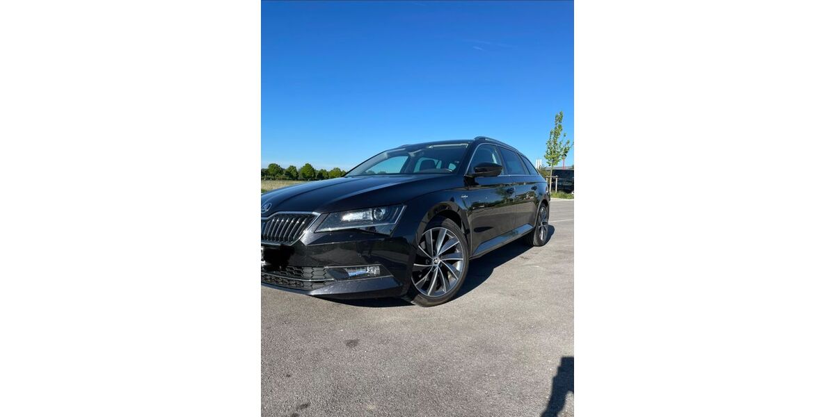 Skoda Superb 124.000 km 19.600 &euro; Oberhaching 82041