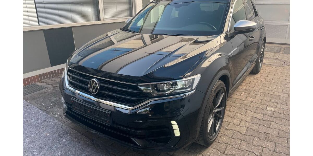 VW T-Roc 70.548 km 28.995 &euro; Stuttgart 70597