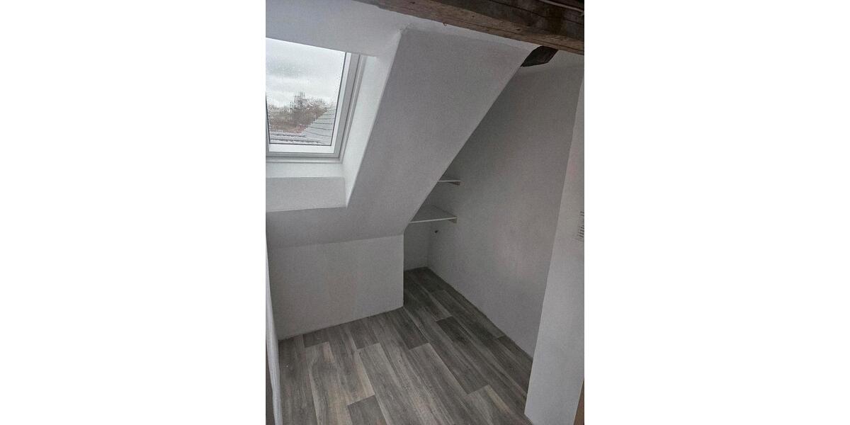 Dachgeschoßwohnung Michelstadt - 2 Zimmer, 78 m&sup2;, 780&euro; | Angebot:25265507