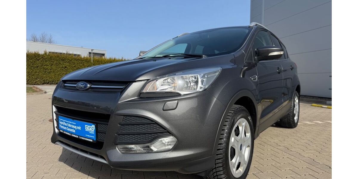 Ford Kuga 113.818 km 9.999 &euro; korbach 34497