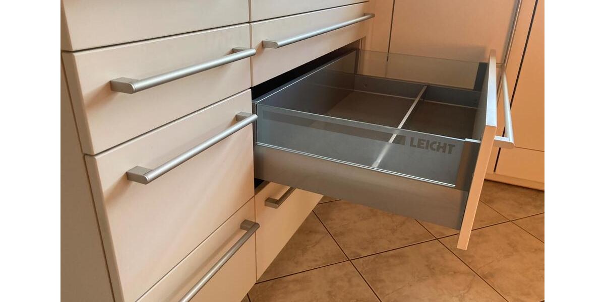 Exklusive 4,5 Zimmer Wohnung mit Luxus Einbauküche und Kamin fris 4 zimmer