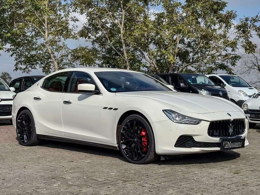 Maserati Ghibli 109.000 km 30.800 € Au am Rhein 76474