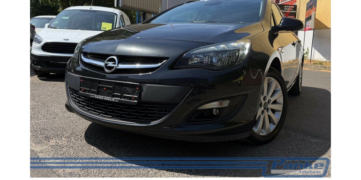 Opel Astra Selection*Tempo*Navi*Klima*SHZ*AHK*DachT. 175.681 km 3.890 &euro; Berlin 13187