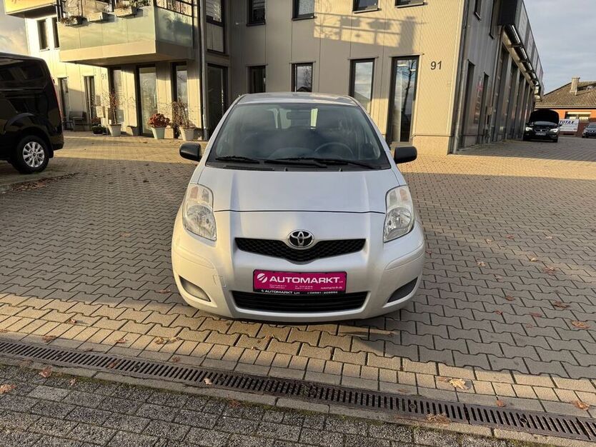 Yaris