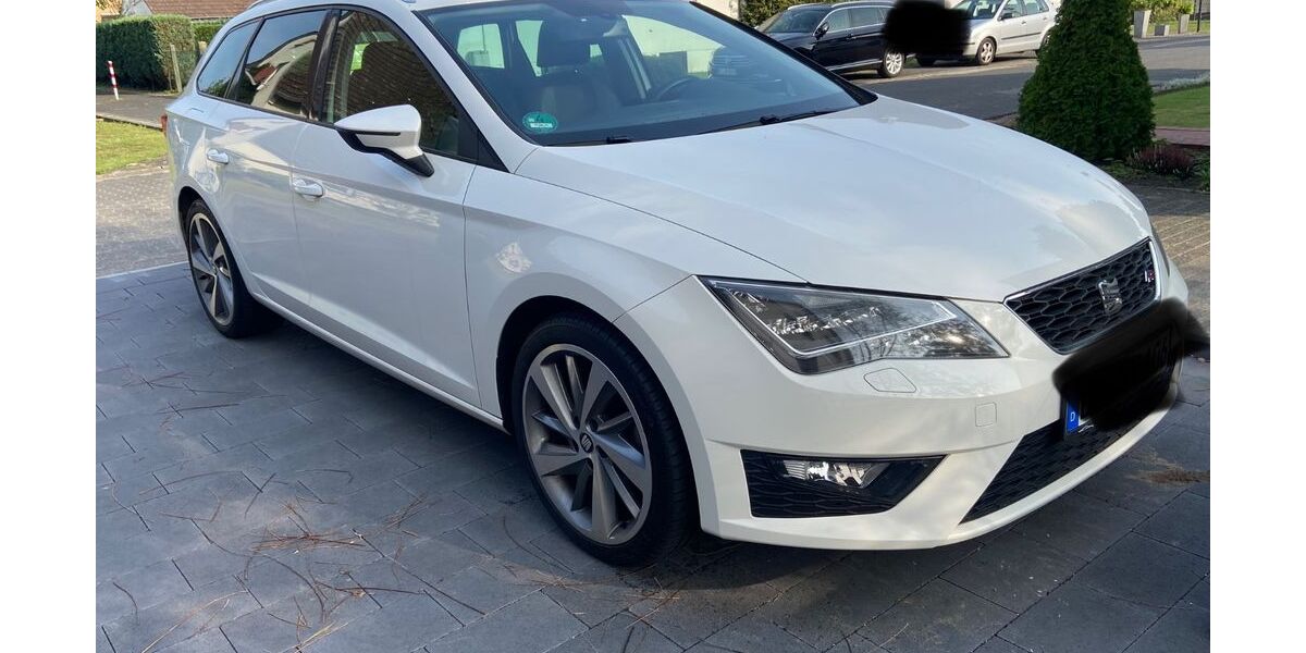 Seat Leon 145.000 km 9.100 &euro; Schloss Holte-Stukenbrock 33758