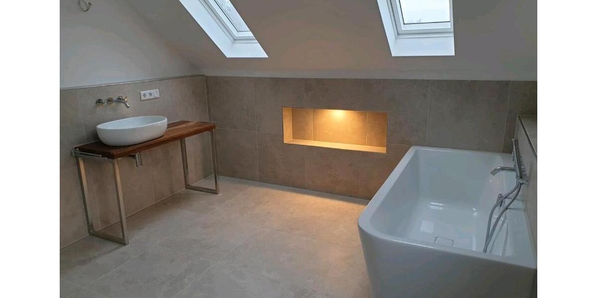 Doppelhaushälfte Krefeld Hülser Berg - 5 Zimmer, 151 m&sup2;, 1.900&euro; | Angebot:25045889