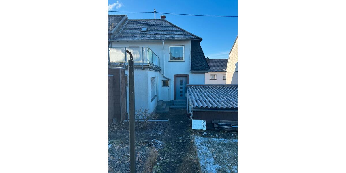 Charmantes Einfamilienhaus in Holz provisionsfrei zu verkaufen 6 zimmer