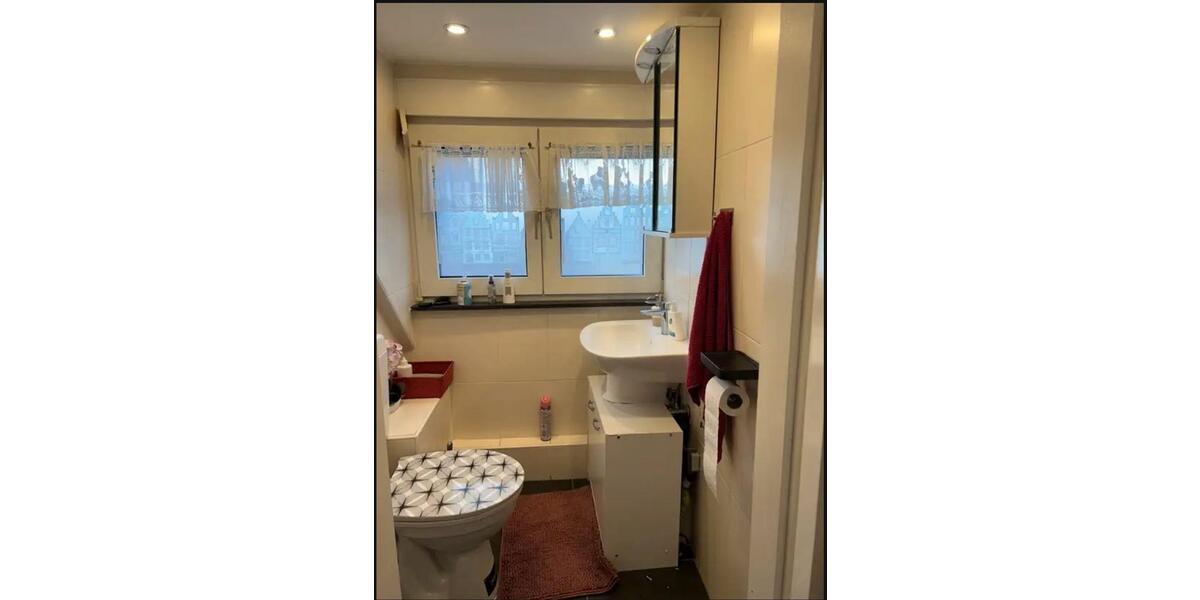 Einfamilienhaus Großwallstadt - 6 Zimmer, 180 m&sup2;, 1.600&euro; | Angebot:25138618