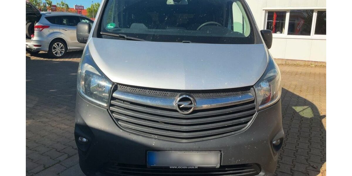 Opel Vivaro 193.268 km 6.000 &euro; Offenburg 77652