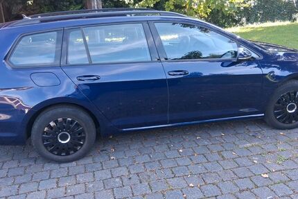 VW Golf 151.000 km 9.500 € Mücheln 06249