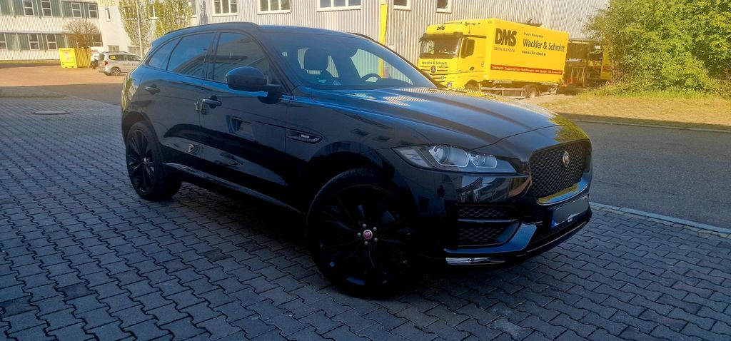 Jaguar F-Pace 126.000 km 21.400 &euro; Stuttgart 70190